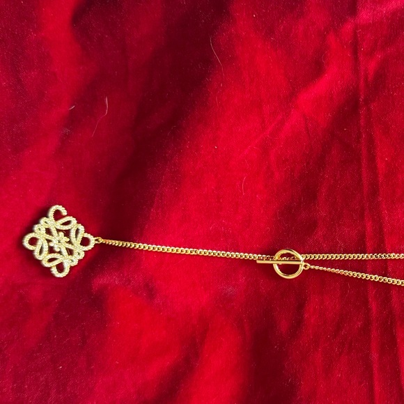 Loewe Gold Pavé Anagram Pendant Necklace - Picture 6 of 9